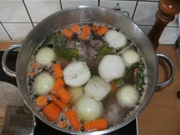 Rezept: Wursten: Eisbein im Glas Bild Nr. 3 Wursten: Eisbein im Glas - Rezept - Bild Nr. 3