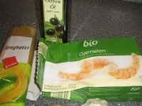 Spaghetti mit Knoblauch, ÖL und Garnelen - Spaghetti aglio e olio + Garnelen - Rezept - Bild Nr. 2