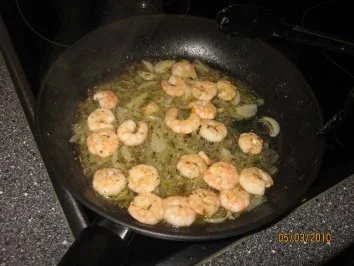 Spaghetti mit Knoblauch, ÖL und Garnelen - Spaghetti aglio e olio + Garnelen - Rezept - Bild Nr. 6