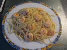 Spaghetti mit Knoblauch, ÖL und Garnelen - Spaghetti aglio e olio + Garnelen - Rezept