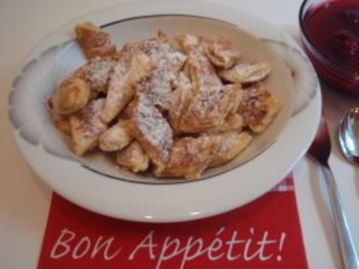 Süsses: Kaiserschmarren mit Zwetschgenkompott - Rezept - kochbar.de