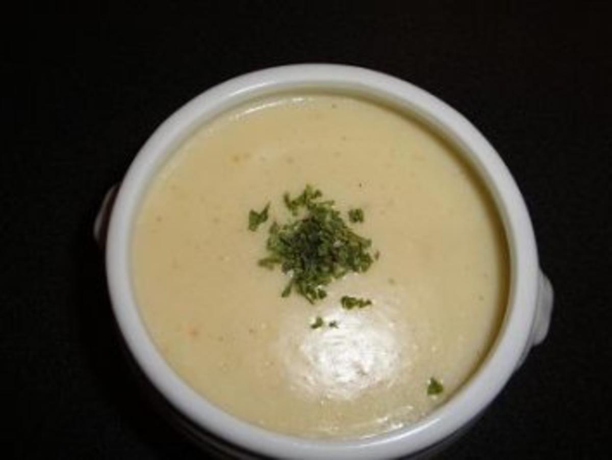 Käsesuppe - Rezept mit Bild - kochbar.de