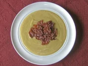 Rosenkohlcremesuppe mit Bacon - Rezept