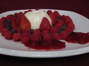Panna Cotta mit Waldfrüchten - Rezept