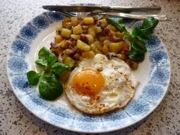 Kartoffel - Pfanne mit  Zwiebel - Rezept - Bild Nr. 4