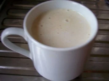 Rezept: Getränk: Heiße Bananenmilch Getränk: Heiße Bananenmilch - Rezept