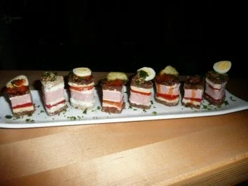 TAPAS/FLEISCH:Fleischkäsekonfekt - Rezept - Bild Nr. 2