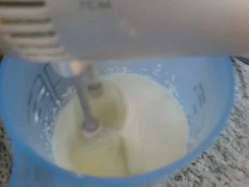 Zitronen-Quark-Sahne-Torte - Rezept - Bild Nr. 18