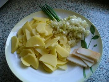 Rezept: Bratkartoffeln mit Brathering - selbstgemacht - Bild Nr. 2 Bratkartoffeln mit Brathering - selbstgemacht - - Rezept - Bild Nr. 2