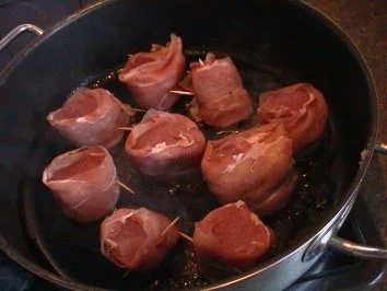 Rezept: Lende im Speckmantel Bild Nr. 4 Lende im Speckmantel - Rezept - Bild Nr. 4