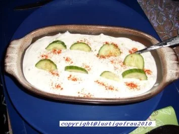 Rezept: Tzaziki schnell und einfach Tzaziki schnell und einfach - Rezept