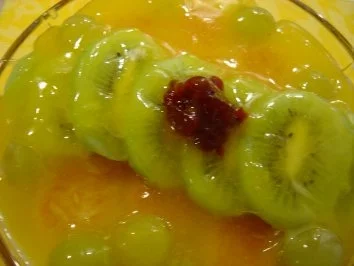 Löffelbisquit mit Frucht und Eierlikör - Rezept - Bild Nr. 2