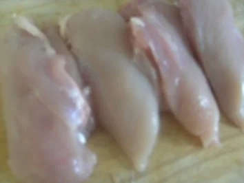 Hähnchenbrust gebraten in Salbeibutter  Rahm-Gemüse und gedünsteten Zwiebeln - Rezept - Bild Nr. 4