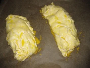 Rezept: Herzhaft umhüllte Bratwurst im Blätterteig Bild Nr. 9 Herzhaft umhüllte Bratwurst im Blätterteig - Rezept - Bild Nr. 9