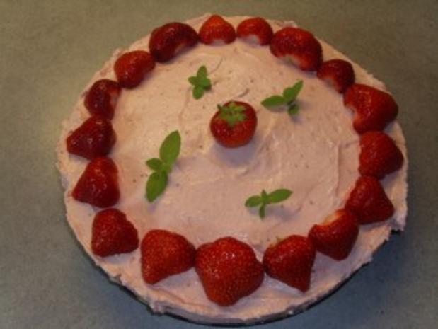 Kuchen+Torten: Philadelphia Torte - Erdbeer - Rezept - kochbar.de