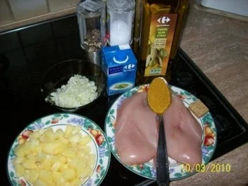 Huhn  gewürfelte Hühnerfleisch in einer Curry-Sahne-Sauce (hausgemacht) - Rezept - Bild Nr. 2