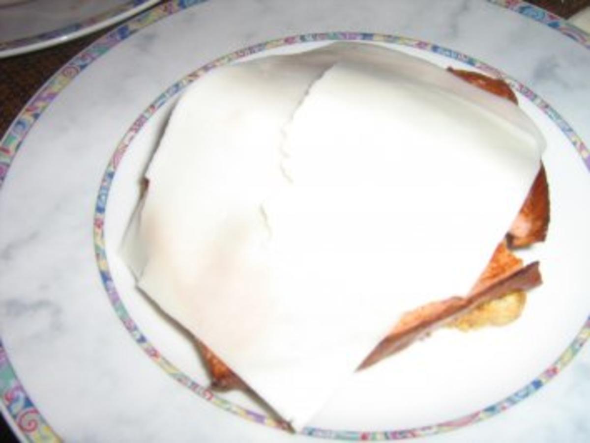 Gebackener Leberkäse auf Toast, mit Ziegenkäse und Ei - Rezept - Bild Nr. 6