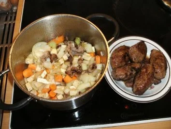 Fleisch: Schweinebäckchen geschmort - Rezept - Bild Nr. 2