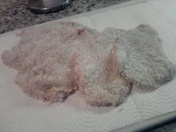 Parmesan-Schnitzel aus Schweinelende mit Zitronen-Nudeln - Rezept - Bild Nr. 2