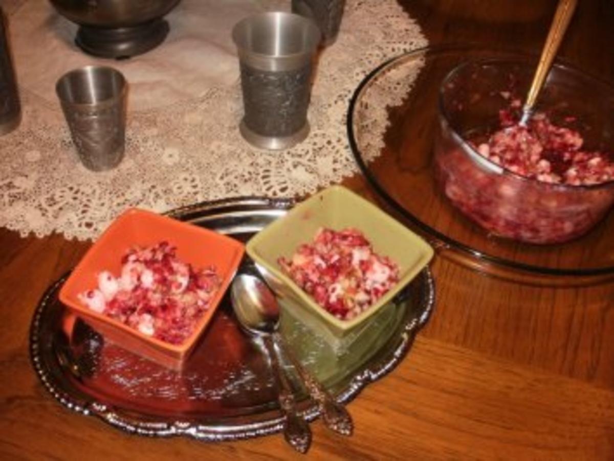 Bilder für Obstsalat: Cranberry Waldorf Fluff - Ein guter Cranberry, Apfel und Marshmellow Salat - Schnell - Rezept