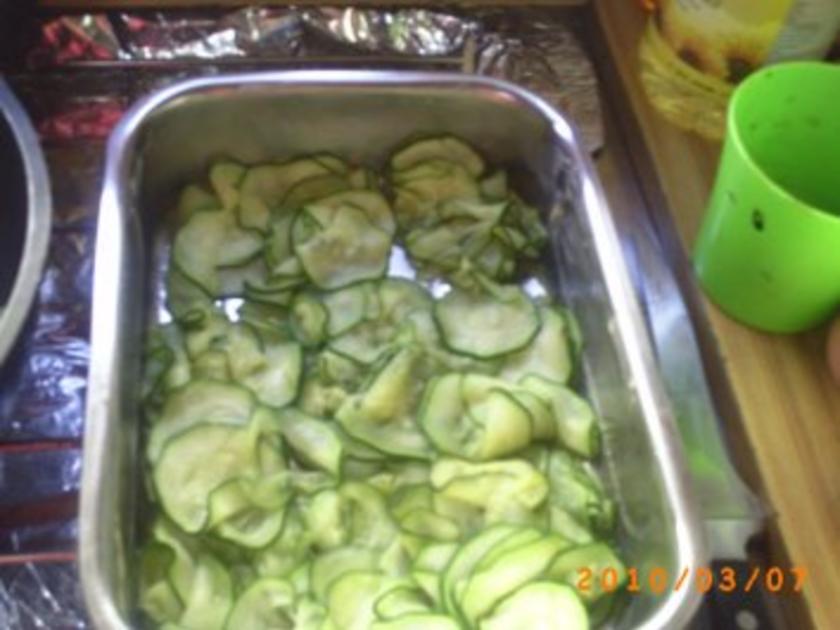 Hauptgericht: Lachsgratin mit Zucchini, dazu Salzkartoffeln - Rezept ...