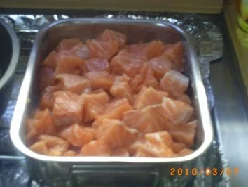 Hauptgericht: Lachsgratin mit Zucchini, dazu Salzkartoffeln - Rezept - Bild Nr. 5