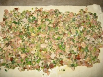 Blätterteigpastete mit Lachs und Krabben - Rezept - Bild Nr. 2