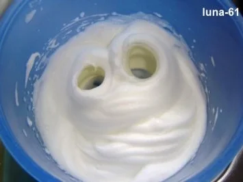 Rezept: LUNA'S SAFTIGER RICOTTAKUCHEN Bild Nr. 2 LUNA'S SAFTIGER RICOTTAKUCHEN - Rezept - Bild Nr. 2