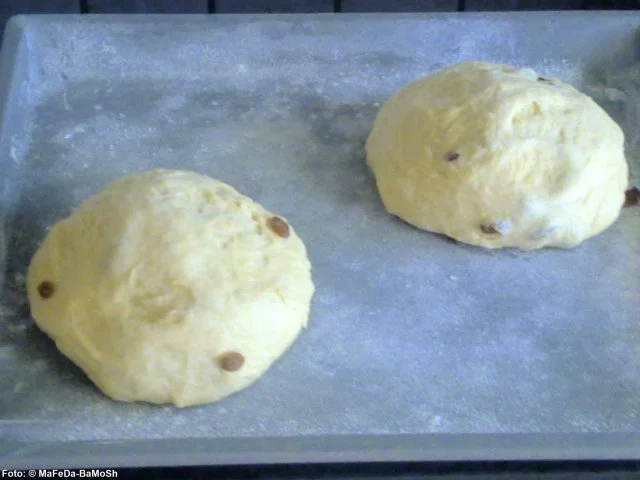 Rezept: Osterbrot Bild Nr. 2 Osterbrot - Rezept - Bild Nr. 2