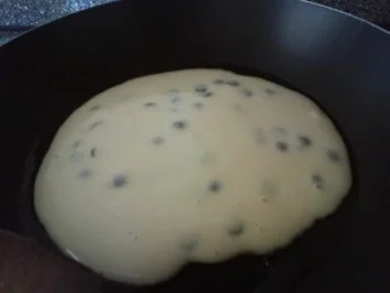 Rezept: Eierkuchen mit Schokodrops Bild Nr. 3 Eierkuchen mit Schokodrops - Rezept - Bild Nr. 3