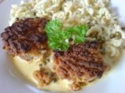 Schweinemedaillons mit Orangeat-Kruste und Pfeffer-Rahmsoße - Rezept