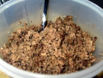 Ziegenkäse-Hackfleischtaschen mit Joghurt-Knoblauch-Minz-Sauce - Rezept - Bild Nr. 6