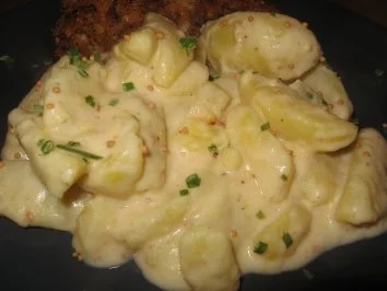 Rezept: Lachsfilet mit Bröselhaube und Senfcremekartoffeln Bild Nr. 4 Lachsfilet mit Bröselhaube und Senfcremekartoffeln - Rezept - Bild Nr. 4