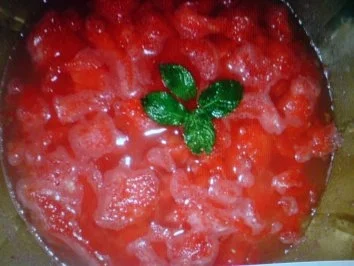 Rezept: Alkoholfreie Melonenbowle Alkoholfreie Melonenbowle - Rezept