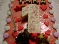 Rezept: Kuchen: Mein 1. Geburtstagskuchen Bild Nr. 3 Kuchen: Mein 1. Geburtstagskuchen - Rezept - Bild Nr. 3