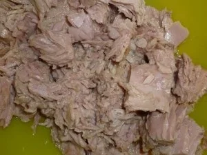 Thunfisch-Schafskäsecreme mit Vollkorncrackern - Rezept - Bild Nr. 4