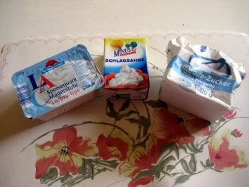 Erdbeerquark mit Sahne - Rezept - Bild Nr. 2