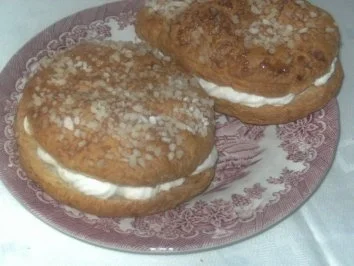 Rezept: Schuhsohlen oder der etwas andere Windbeutel Schuhsohlen oder der etwas andere Windbeutel - Rezept