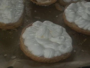 Rezept: Schuhsohlen oder der etwas andere Windbeutel Bild Nr. 5 Schuhsohlen oder der etwas andere Windbeutel - Rezept - Bild Nr. 5