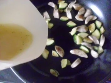 Nudel-Bratwurstpfanne - Rezept - Bild Nr. 6