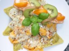 Tortellini "due colori" mit Gorgonzola-Cidre-Sauce und Lachs - Rezept