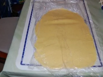 Rezept: Bratwurst mit Kartoffel-Spinat-Schnecken Bild Nr. 2 Bratwurst mit Kartoffel-Spinat-Schnecken - Rezept - Bild Nr. 2