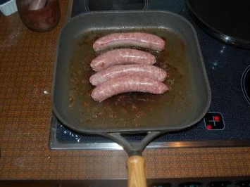 Rezept: Bratwurst mit Kartoffel-Spinat-Schnecken Bild Nr. 7 Bratwurst mit Kartoffel-Spinat-Schnecken - Rezept - Bild Nr. 7