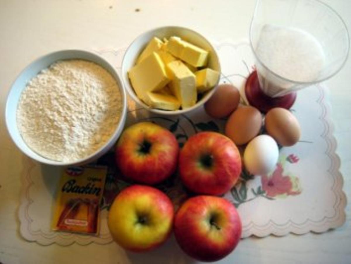 Versunkener Apfelkuchen mit Bilder - Rezept - Bild Nr. 2