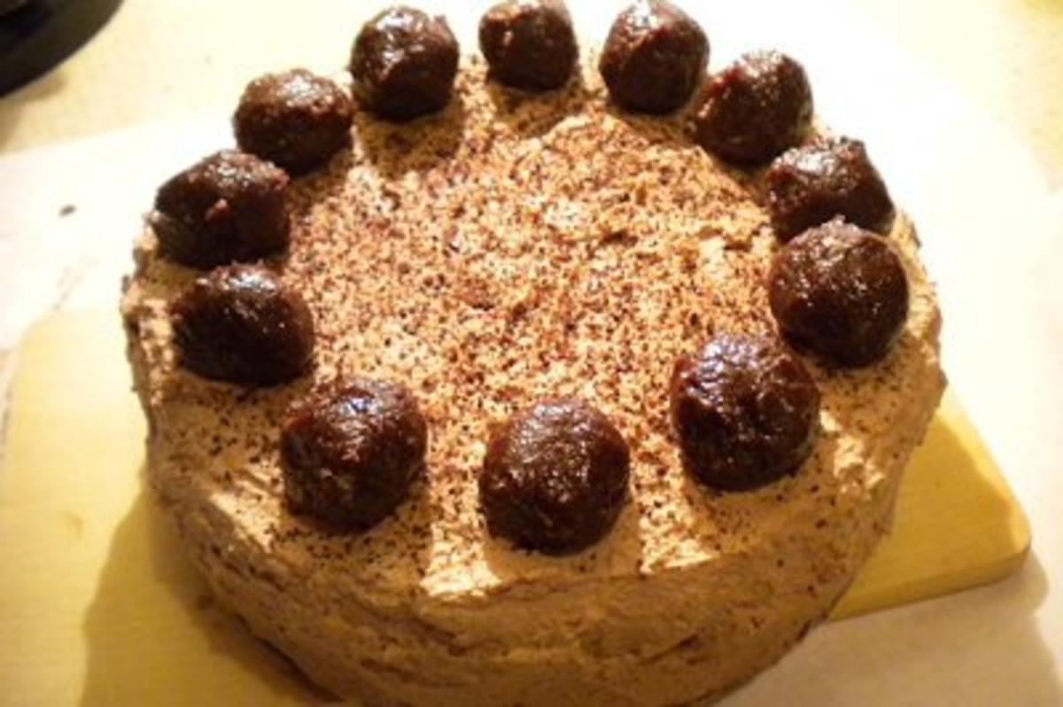 Kuchen: Schokosahne-Pralinen-Torte - Rezept - Bild Nr. 2