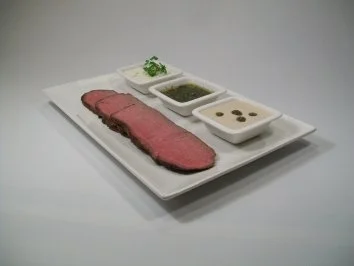 Rezept: US-Roastbeef mit bengalischem Pfeffer und dreierlei Saucen Bild Nr. 7 US-Roastbeef mit bengalischem Pfeffer und dreierlei Saucen - Rezept - Bild Nr. 7