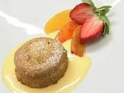 Pistazien-Oliven-Küchlein an Blutorangensabayon - Rezept