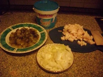 Rezept: Rinderrouladen mit deftiger brauner Soße Bild Nr. 2 Rinderrouladen mit deftiger brauner Soße - Rezept - Bild Nr. 2