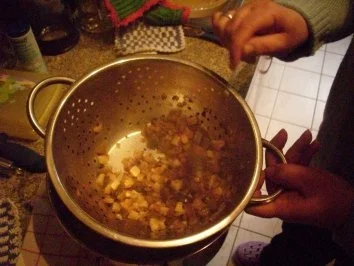 Rezept: Rinderrouladen mit deftiger brauner Soße Bild Nr. 10 Rinderrouladen mit deftiger brauner Soße - Rezept - Bild Nr. 10