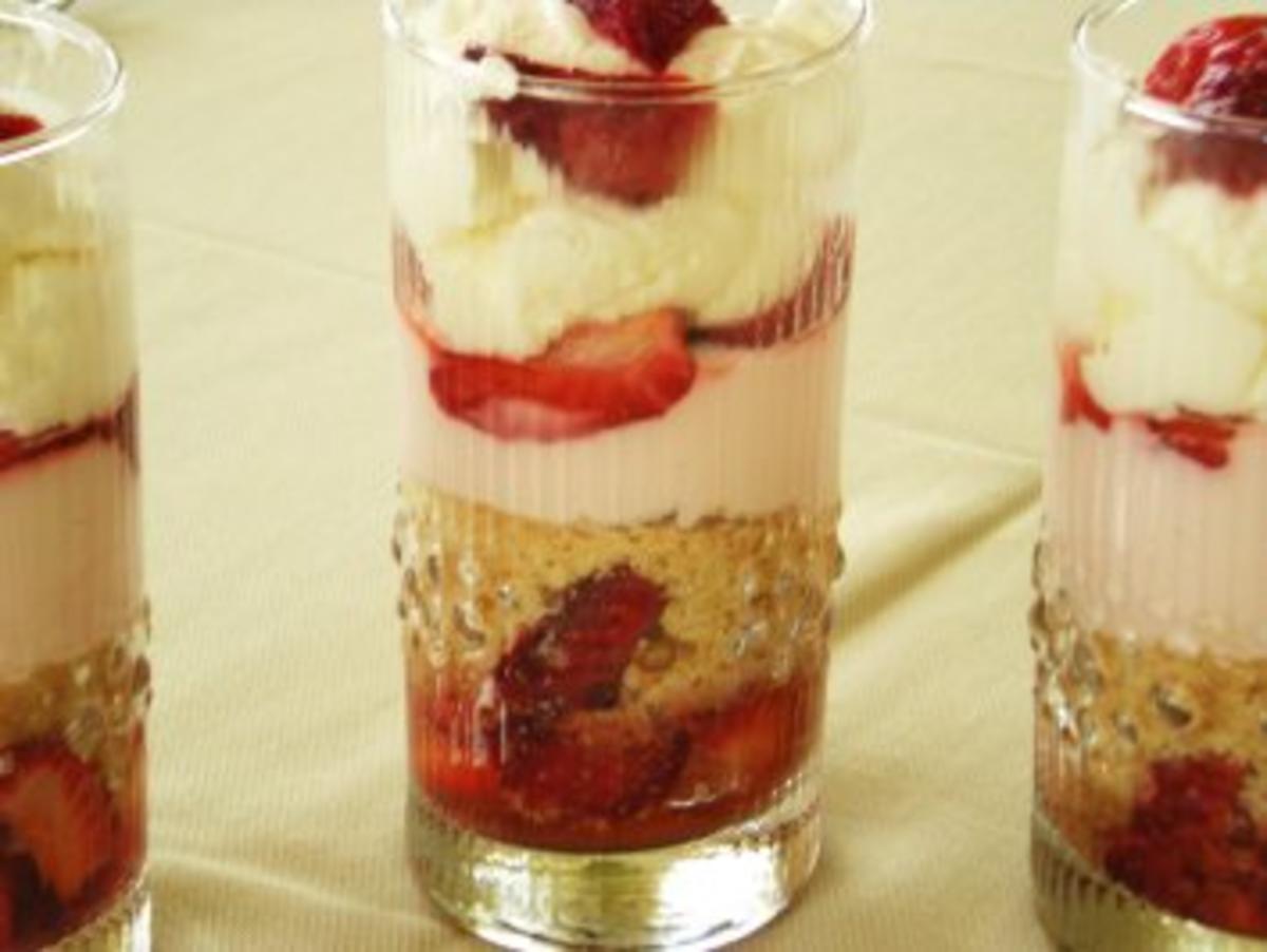 DESSERT: Erdbeer-Quark-Dessert - Rezept - Bild Nr. 2